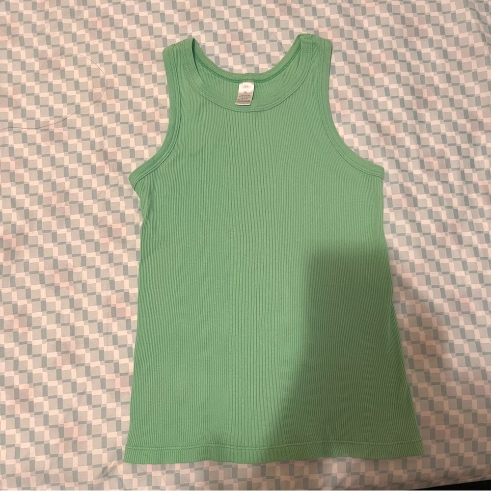 Green ribbed tank